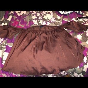 SILKY BURGANDY OVER THE SHOULDER